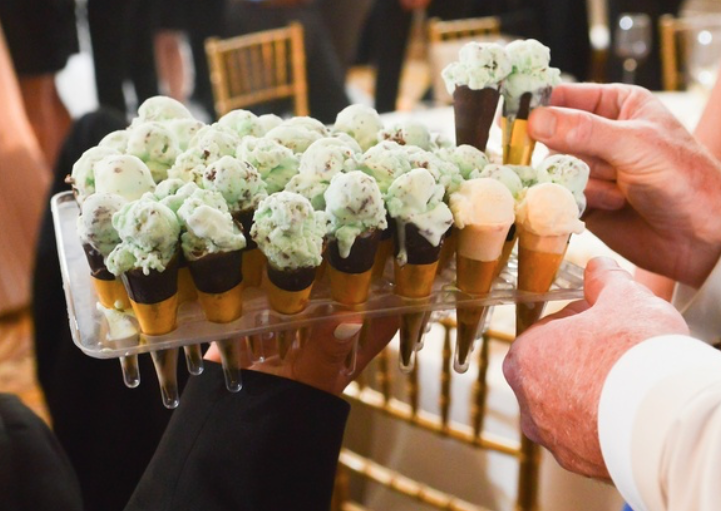 Express high-volume liquid nitrogen ice cream batch churning station for large corporate events
