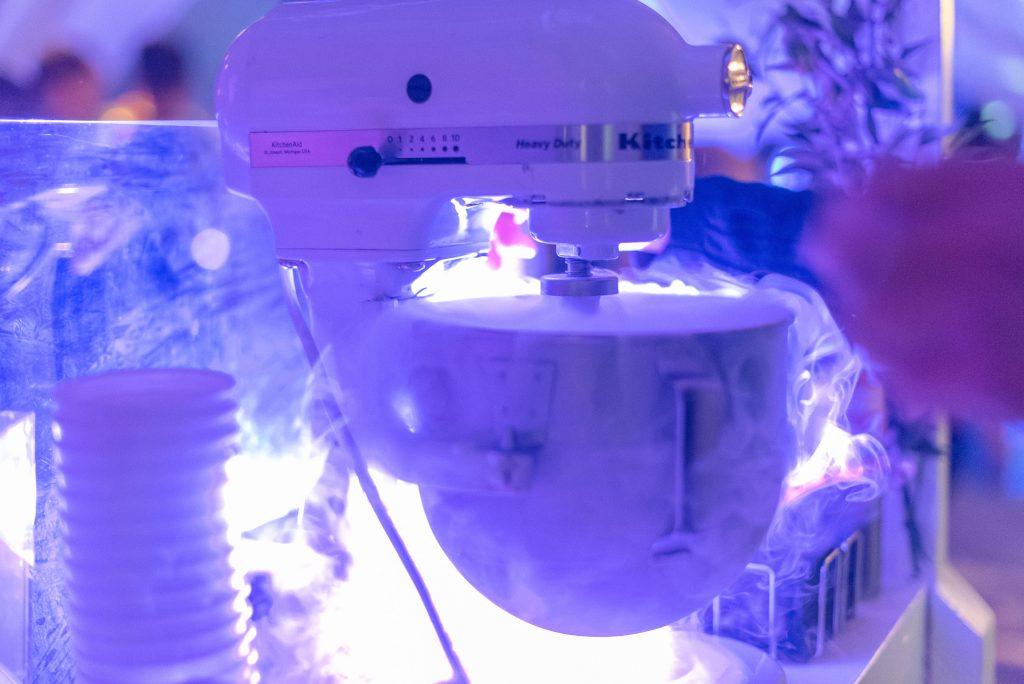 Luxury Wedding Ice Cream Cart Mixer with Theatrical Mist